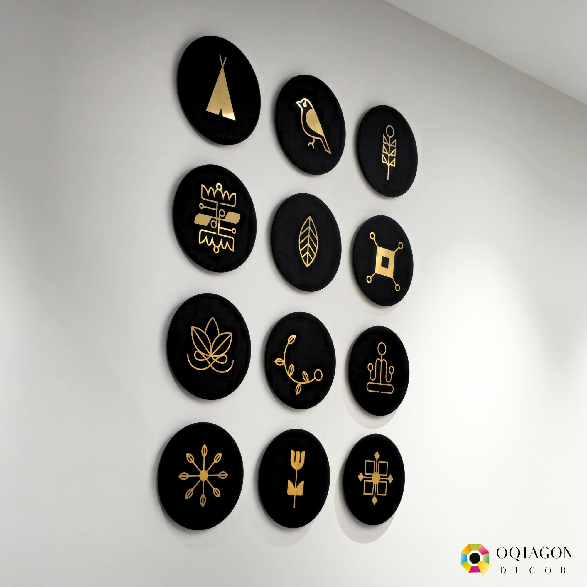 Axiom Aurea - Signature Wall Installation