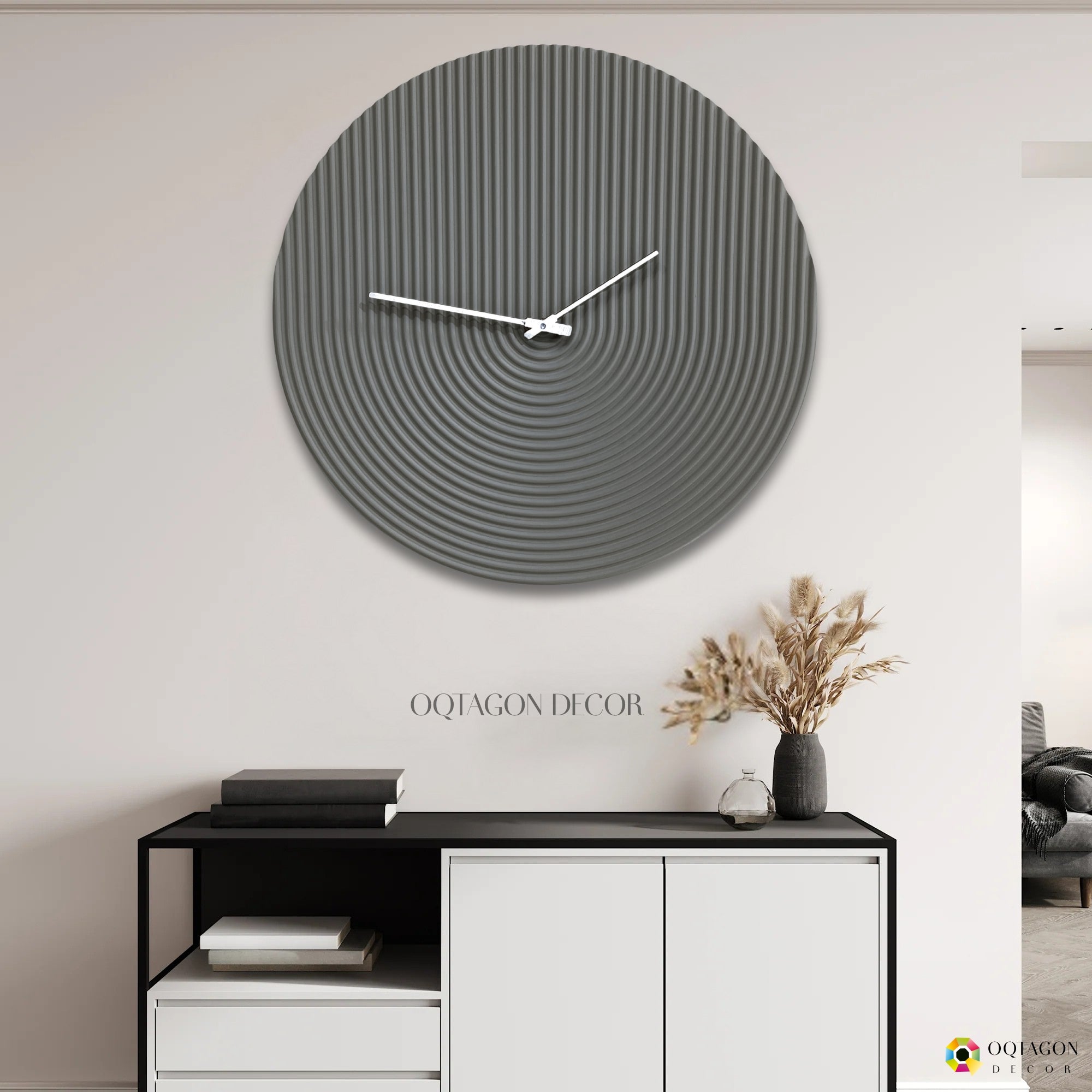 Contemporary Wall Clock – Geometric Circle Design for Elegant Interiors