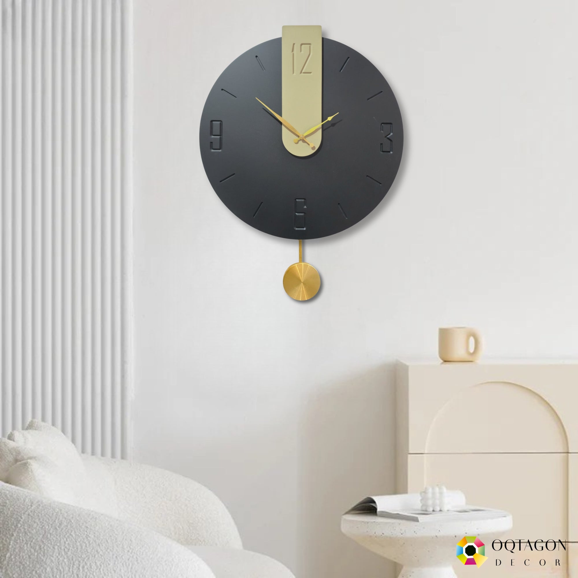 Midnight Gold – Luxury Pendulum Wall Clock
