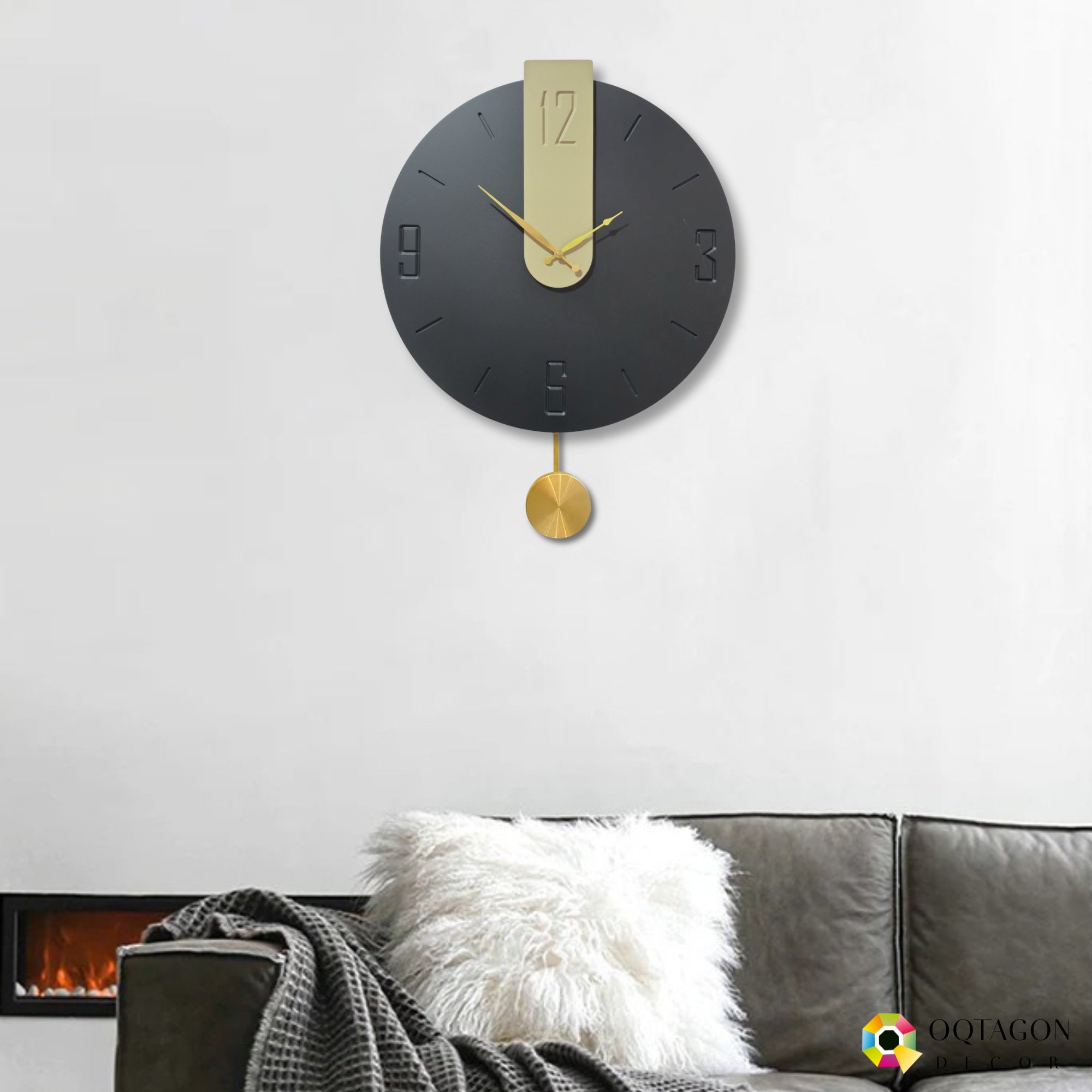 Midnight Gold – Luxury Pendulum Wall Clock